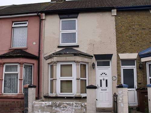 A NORMAL TERRACE HOUSE IN A NORMAL STREET 