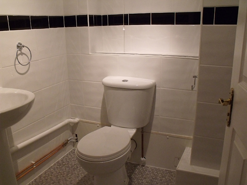  NEW TOILET AND TILING